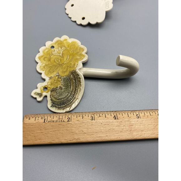 Handmade pottery signed wall hooks shabby chic boho Eclectic Pair Floral - Picture 6 of 7